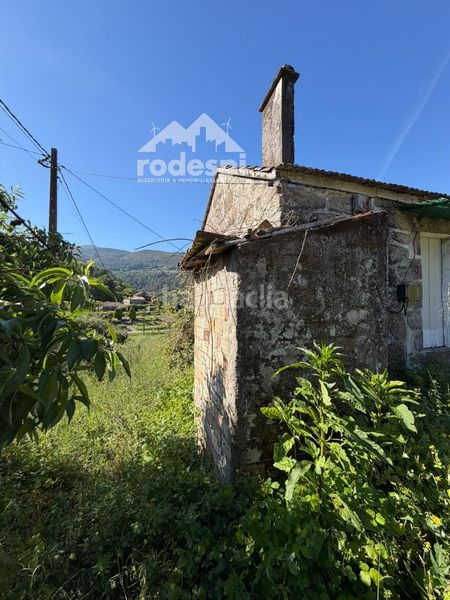 Foto 1c39590d-d0a3-4989-a09c-714da34aa3c6. Casa a Crecente