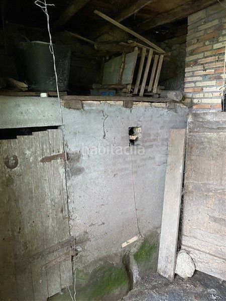 Foto f56b9101-4afc-4c3a-96a9-43dbb7f203b2. Casa adossada a Crecente