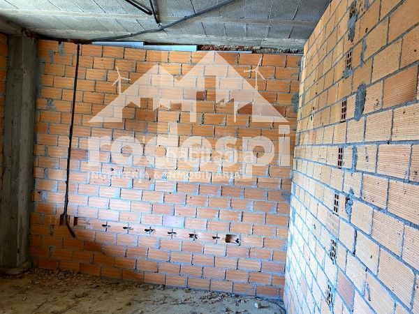 Foto 0ef57e5b-a2e5-423f-a9ed-aa8eefb35438. Casa amb aparcament a Leiro