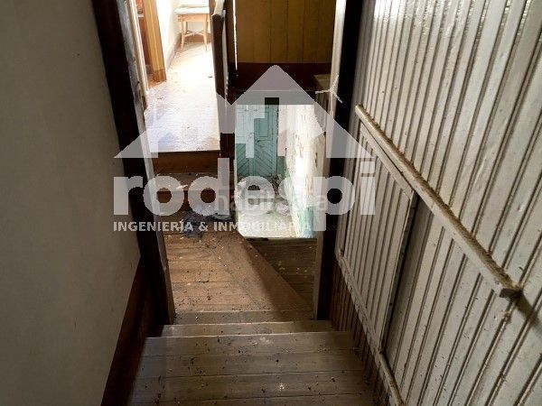 Foto 8b7e60f2-1ec0-470c-83b5-9fc55c16059f. Casa amb aparcament a Covelo (O)