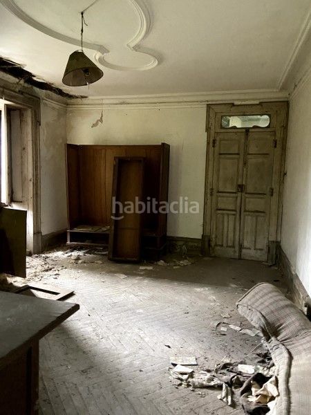 Foto 2b06051d-81c7-486e-b09d-e9b7dca607d3. Casa a Ponteareas