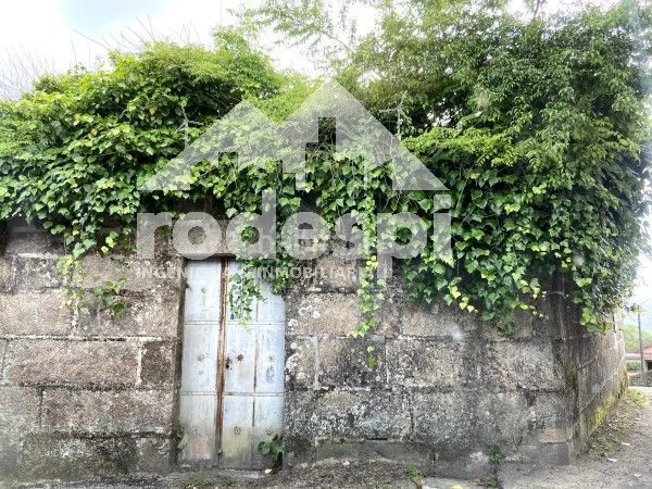 Foto 4b6b68f9-f52a-4a1b-8d2f-9b5a43c39867. Casa a Ponteareas