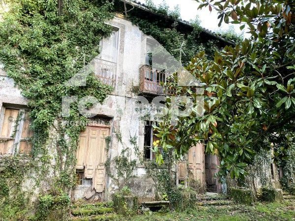 Foto 87566918-1a6b-464b-8afd-4cb4ec881cda. Casa a Ponteareas