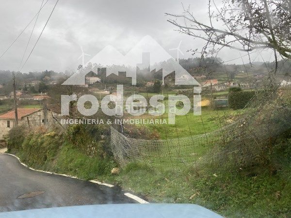 Foto ad4f84f4-c0cb-43f9-ab8b-836da3ea0364. Finca rústica a Covelo (O)
