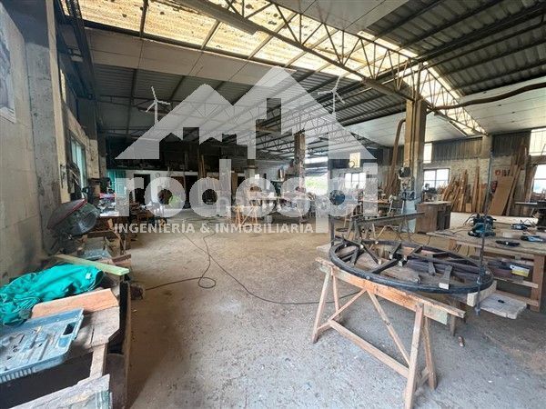 Foto 0a3ddc49-e83f-4880-aa60-897f720e940b. Industrial building in Cañiza (A)