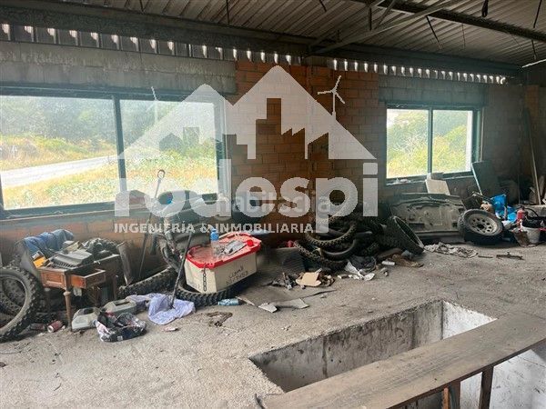 Foto 39a89cb1-bd60-4f2d-b0fa-d4f321302063. Industrial building in Cañiza (A)