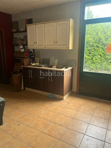 Foto c4aaae8a-6715-49de-9623-d9cc679e8f92. Industrial building in Cañiza (A)