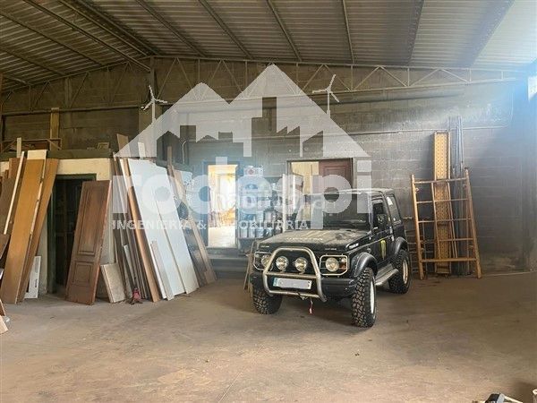 Foto e01a07d7-ed3d-4229-ad22-e0710b27cc25. Industrial building in Cañiza (A)