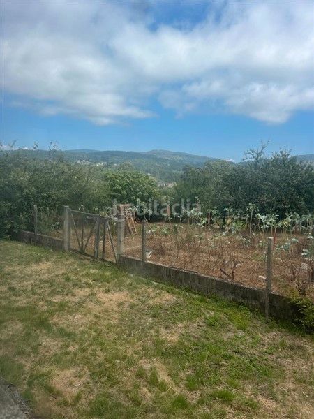 Foto f10c83bd-d285-47b6-9e37-84fea8cd5a2c. Industrial building in Cañiza (A)