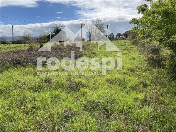 Foto 5d78d696-e196-4754-844d-81c602ef1244. Finca rústica a Redondela
