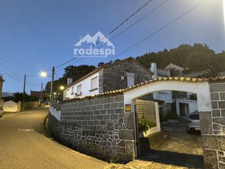 Xalet  Mestres goldar - castrelos. Casa en vigo  castrelos