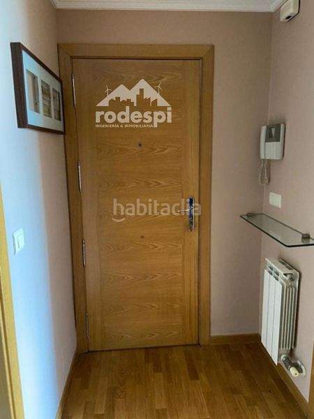 Foto a0e12c7d-6195-43af-8925-e81a44fc6bc8. Àtic amb calefacció aparcament a Cabral - Candeán Vigo
