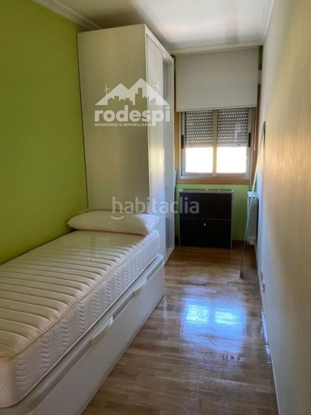Foto c2d8a324-bb36-4d0b-b71c-aaf06626e3a6. Àtic amb calefacció aparcament a Cabral - Candeán Vigo