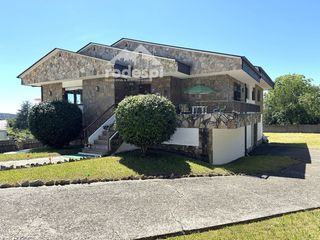 Chalet  Hermida-covelo. O covelo