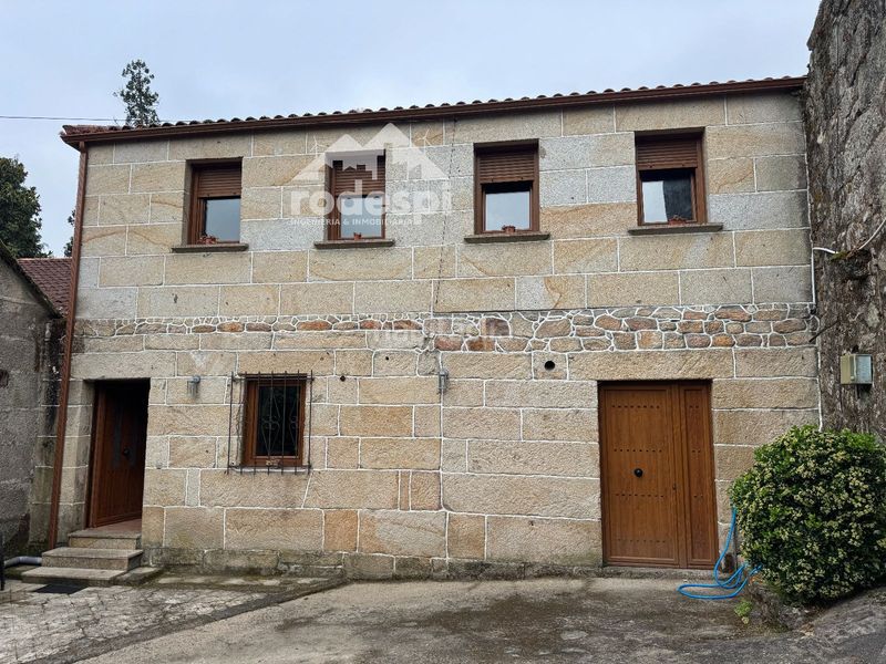 Foto 0947a857-9c33-42be-84c3-7fe9e99087b3. Casa adossada amb calefacció aparcament a Arbo