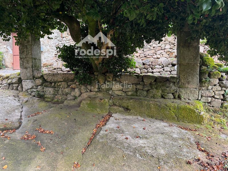 Foto 289354bd-1d75-4131-a078-79e6fad46e43. Casa adossada amb calefacció aparcament a Arbo