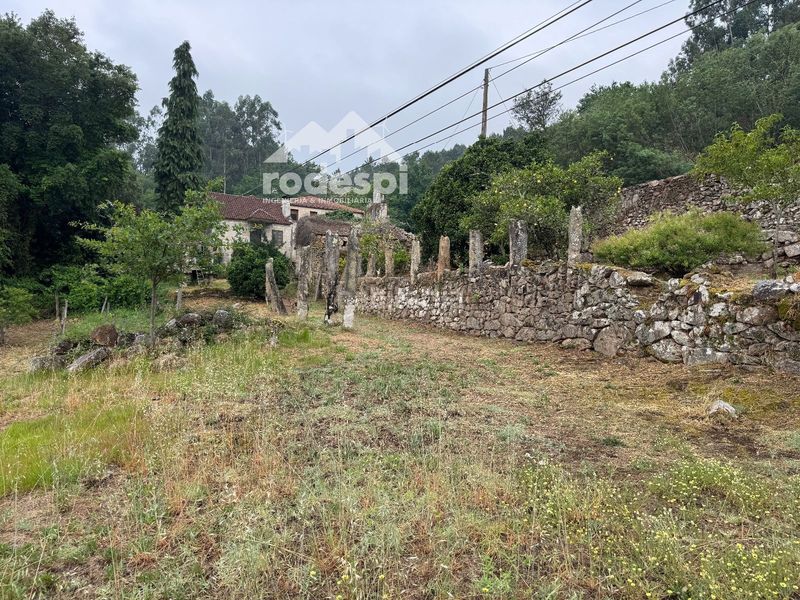 Foto 487794d7-f88f-4a3a-bf68-2e9eca7a16cc. Casa adossada amb calefacció aparcament a Arbo