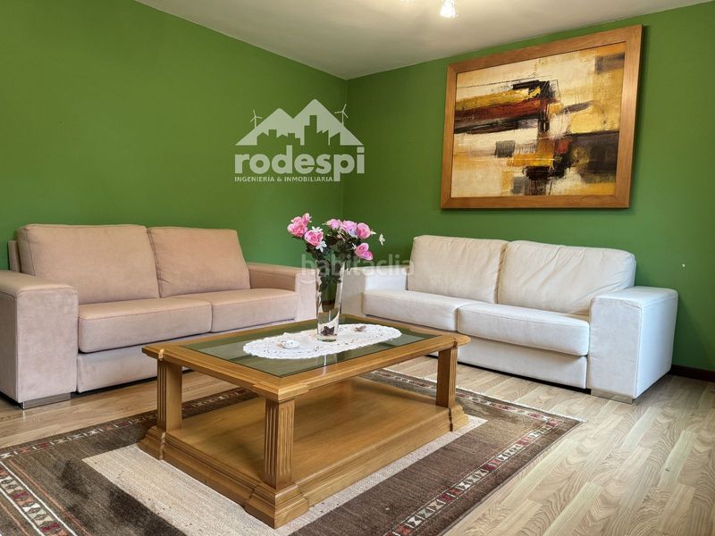 Foto 5de3a497-ebe9-4d36-a670-94e51743f6bb. Casa adossada amb calefacció aparcament a Arbo