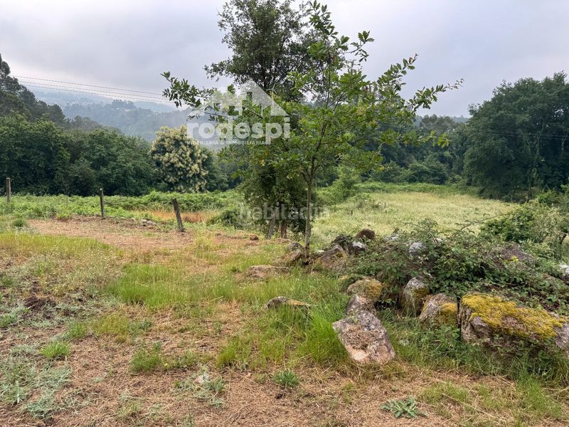 Foto a66afda2-3a33-4e1a-8b96-3fea32e4cdcc. Casa adossada amb calefacció aparcament a Arbo