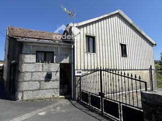 Chalet in Cañiza (A). A cañiza