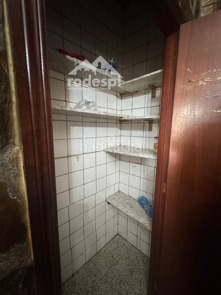 Foto b837a6c5-014c-4698-8ca9-eedeb9ababd1. Casa amb calefacció aparcament piscina a Ponteareas