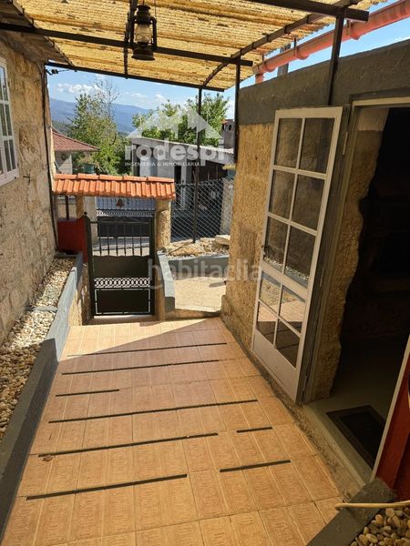 Foto 39bf8ae1-e5f8-479a-9c50-2dfdc4f1cc3a. House with parking in Cañiza (A)
