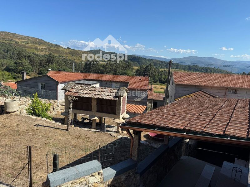 Foto 78776fe7-47ac-4cc9-ba2a-58e8974f6126. House with parking in Cañiza (A)