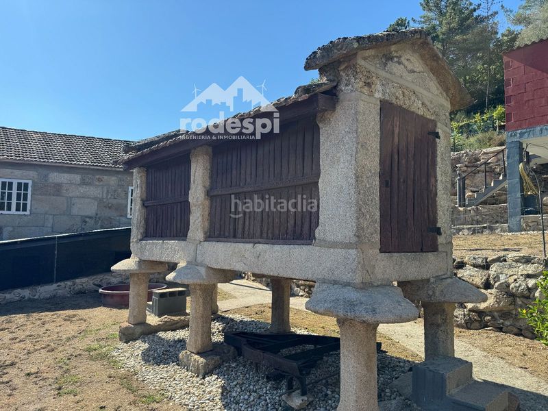 Foto c765ec38-79ed-4c58-aa54-7e9371b9e18e. House with parking in Cañiza (A)