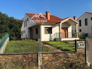 Xalet a Eidos de Abaixo-Forcadela