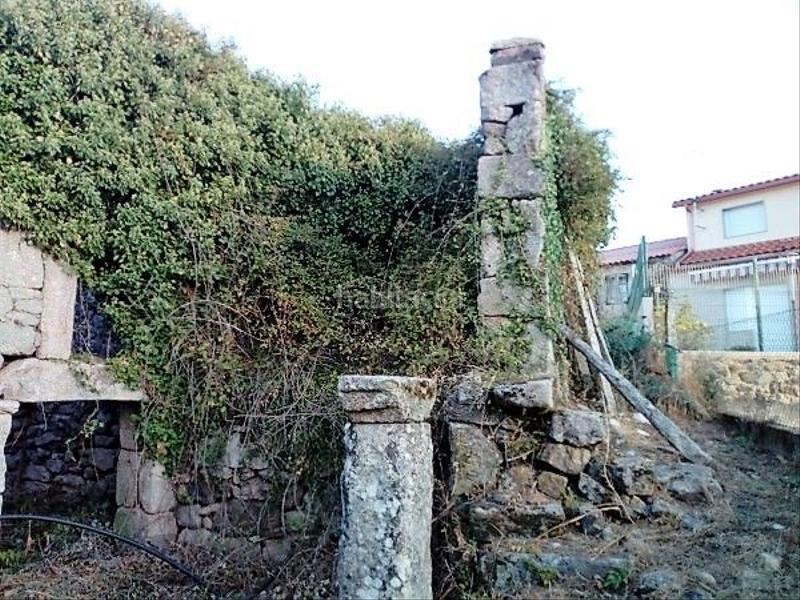 Foto d18a3a96-5b2a-41b3-ab55-1ad1ccbbb403. Masía en Pontedeva