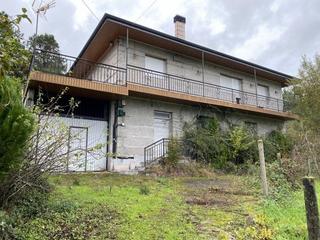 Xalet a Melón. Casa a la venta en melón