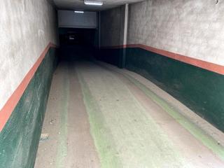 Aparcament cotxe a Ponteareas