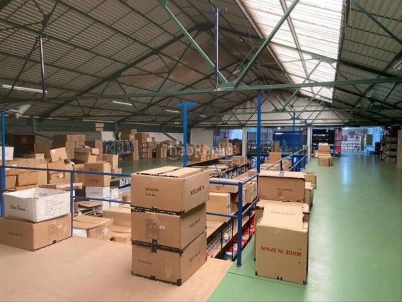 Foto 3ed1e49a-6ea6-4650-ba78-0f1a92ea0ee4. Business premise in Cabral - Candeán Vigo