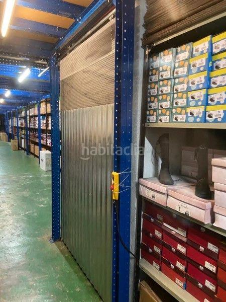 Foto c3174ac7-995e-4bdf-b53b-20a575960b7c. Business premise in Cabral - Candeán Vigo