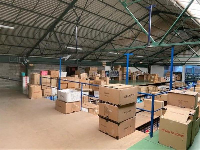 Foto 9a302c4f-e2f4-4edf-90c7-0e2a6f253c5e. Geschäftsraum in Cabral - Candeán Vigo