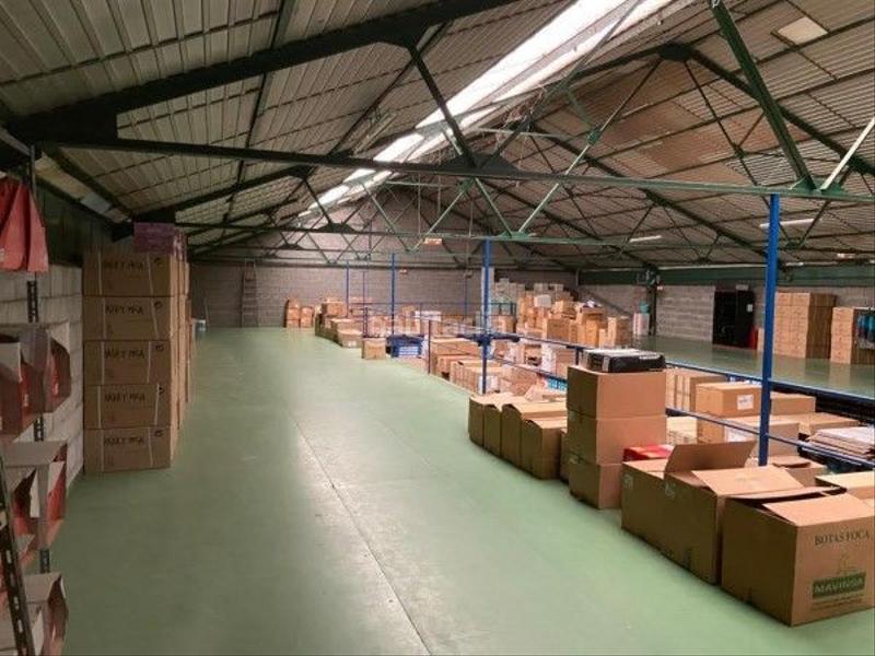 Foto 16f19d2a-591d-4dae-a662-13d2cdabc2f1. Locale commerciale in Cabral - Candeán Vigo