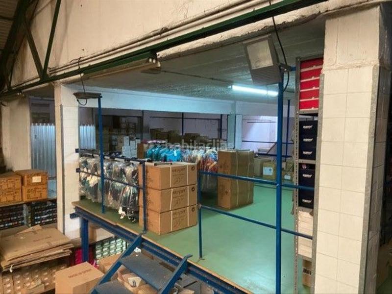 Foto 7a543e69-77f8-4a5f-aa13-b5e478707737. Locale commerciale in Cabral - Candeán Vigo