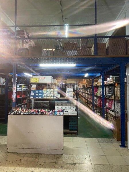 Foto a30d3cf6-04ab-43d7-a9ad-5304d9b1fc1b. Locale commerciale in Cabral - Candeán Vigo