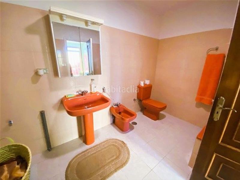 Foto 2315688a-95c1-4c1a-a798-9c6682e9b4db. Casa  con piscina en Crecente