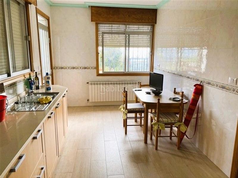 Foto d38adb3a-d3c8-49a9-8d52-e8cedc3adba0. Casa  con piscina en Crecente
