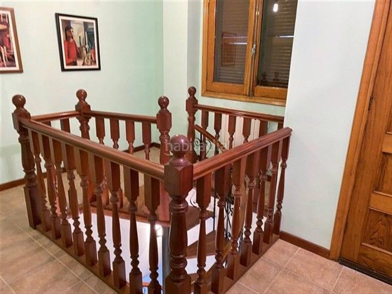 Foto f5678682-64f7-49a9-b811-c10d693b5fa0. Casa  con piscina en Crecente