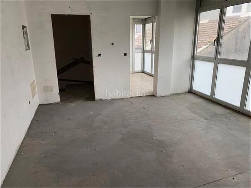 Foto d34d677d-761e-4bec-8002-b1d735e389ed. Edificio  en construcción en teis - en travesía de Vigo - san xoán Vigo