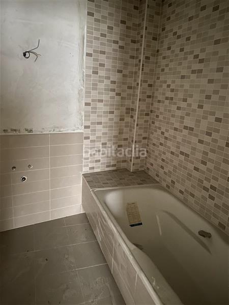 Foto e82ceef2-0c98-4c8d-ac67-4589476d5c0f. Edificio  en construcción en teis - en travesía de Vigo - san xoán Vigo