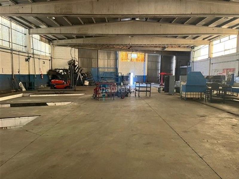 Foto 90b17fb2-1c6e-46ff-8161-158ab1b0c8e3. Alquiler nave industrial en Mos