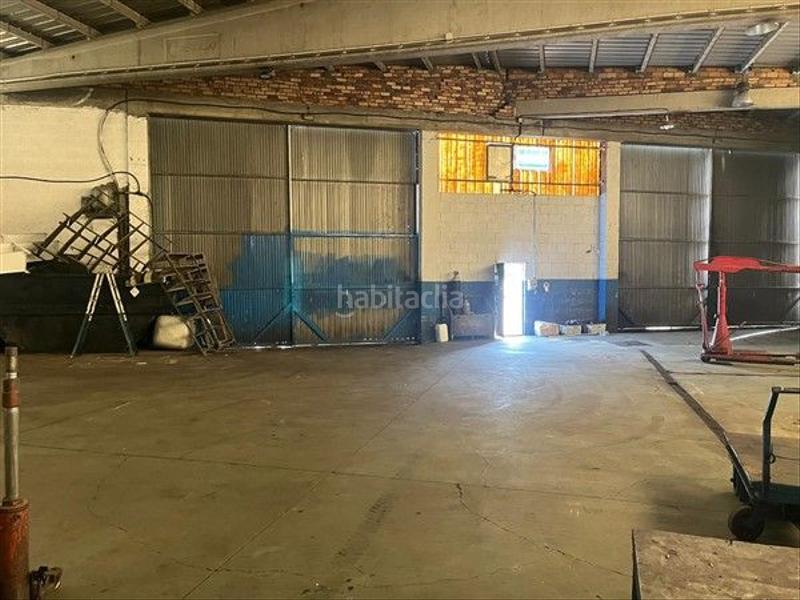 Foto c9c1e590-8f7d-4016-8af4-b2a549b35652. Alquiler nave industrial en Mos