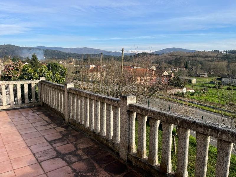 Foto bd8f6abd-619f-4800-9dd9-7ba78e08cebd. Casa  en Ponteareas