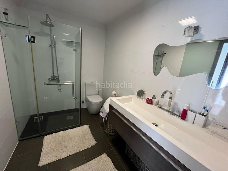 Foto 09ef9b86-6b31-42a1-9032-c804c37a0f81. Casa adossada a Beade