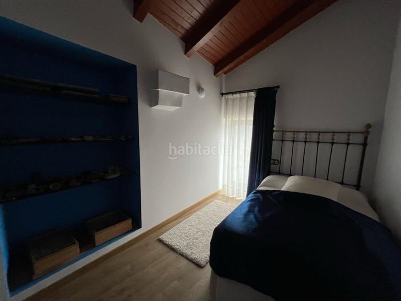 Foto f88dda85-9645-4aa4-bc4a-a5d269d6bdd4. Casa adossada a Beade