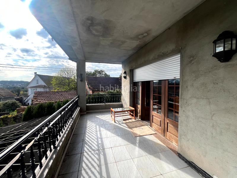 Foto 4351d4b9-97a5-4fbd-ab3f-cbb71696f727. Chalet amplia casa en as neves en Neves (As)