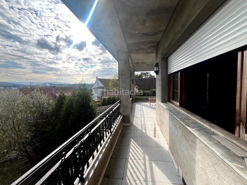 Foto cb988998-1b5c-494f-87f8-a43893e5ad82. Chalet amplia casa en as neves en Neves (As)